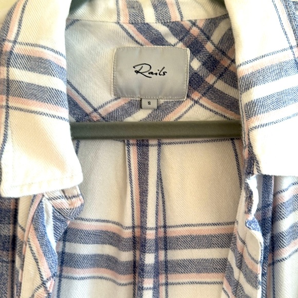 Rails Hunter Long Sleeve Button Down Plaid Shirt Small White Blush Patriot - Picture 3 of 6